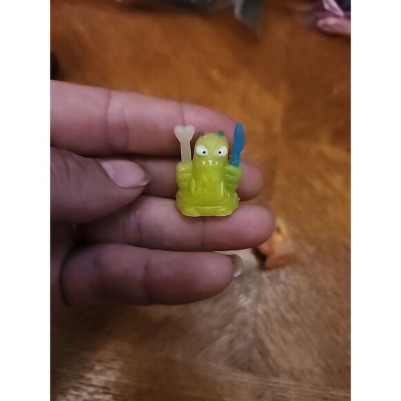 Stink Splatter #183 Master Trashie Ultimate Fighting Trashies Series 2 Moose - Picture 9 of 11